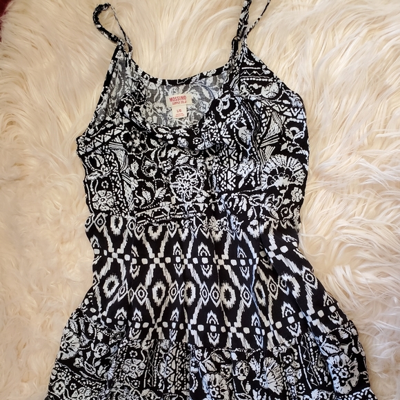 🆕️ CASUAL DRESS 🆕️ - Picture 2 of 3